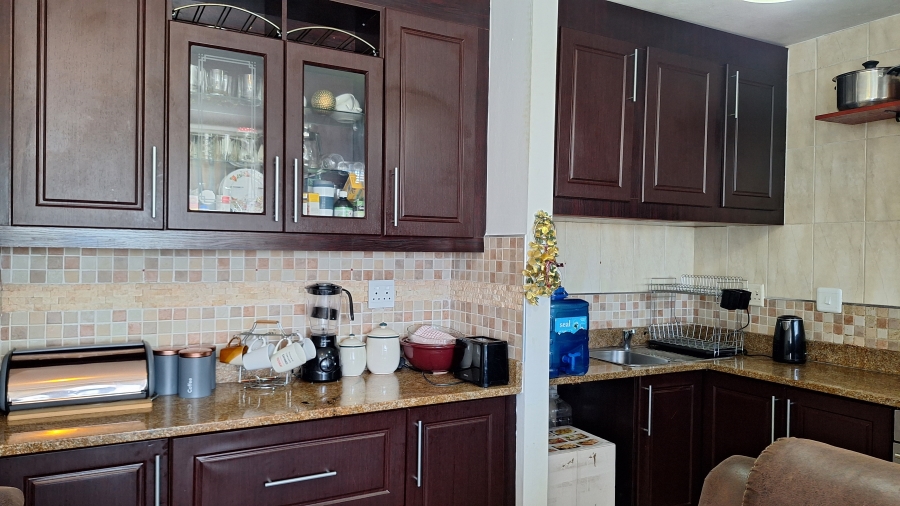 1 Bedroom Property for Sale in Beacon Bay North Eastern Cape